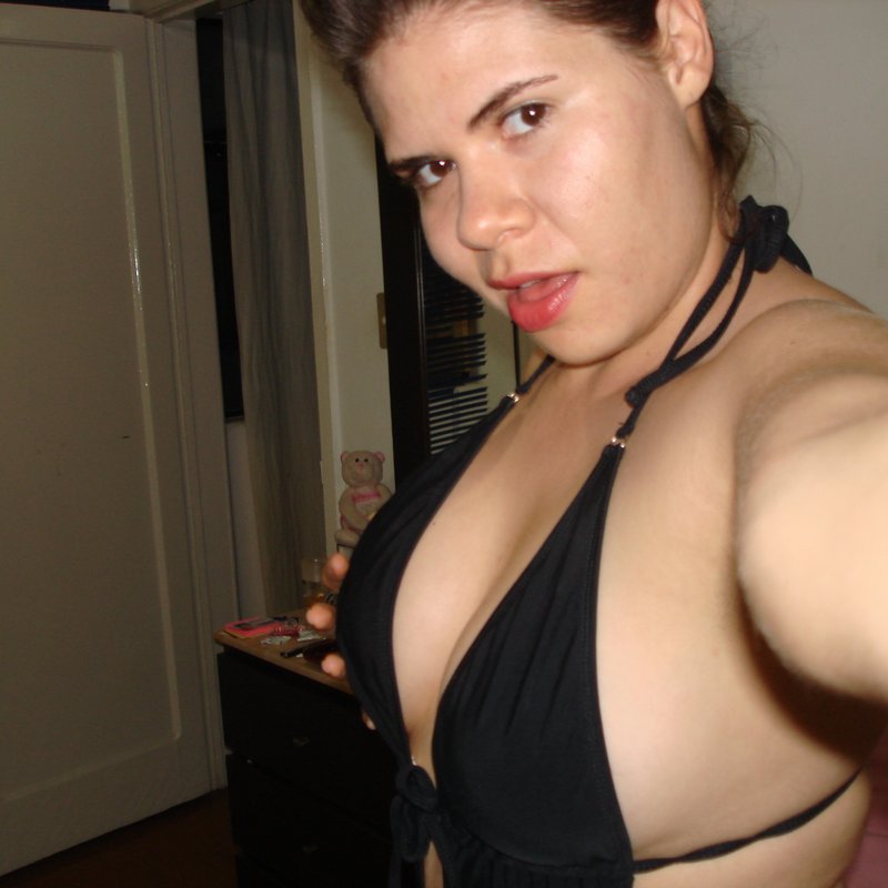 Ellie 33 Escort Ash Vale